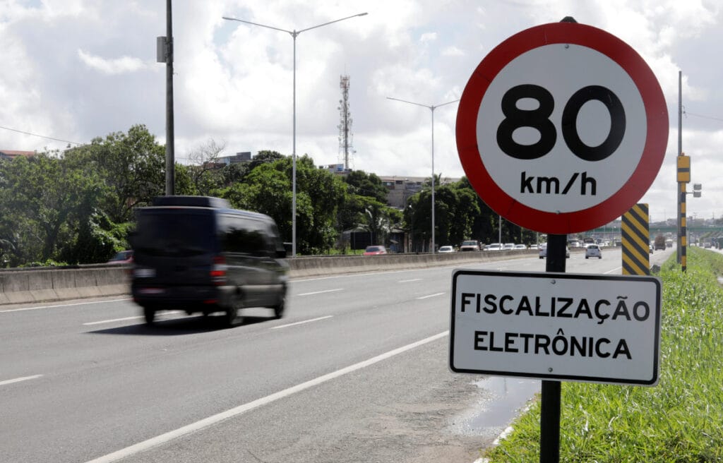 multas de trânsito por dia